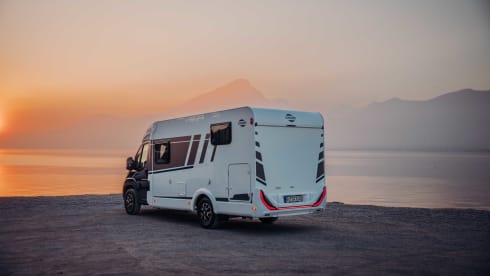 Betsy – 2p Carado from 2024 - Semi-integrated 