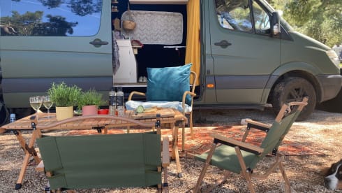 GREENLIFE – Mercedes Sprinter, very spacious attractive camper, 7 meters