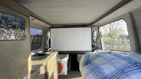 Blastoise – Volkswagen T5 camper van