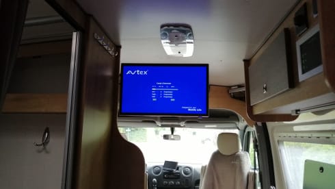 Campie – Campie - Super fun Campervan Renault Master Font Vendome 