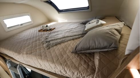 Fergus – New 2025 6 Berth off-grid Motorhome