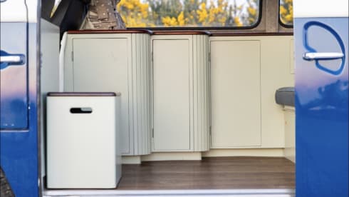 Wall E – 4 berth Volkswagen campervan from 1971