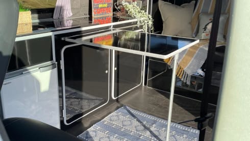 Jeff – Jeff- 4 Berth Volkswagen Campervan - New Professional Conversion