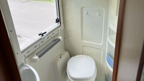 Camping-car 4 personnes soigné et complet de 2001