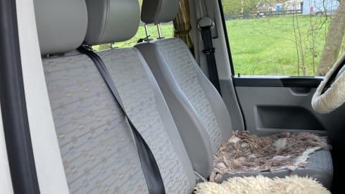 floortjes – vw T5 camper van only for friends and family