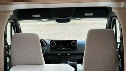 2p Mercedes-Benz semi-integrated from 2020