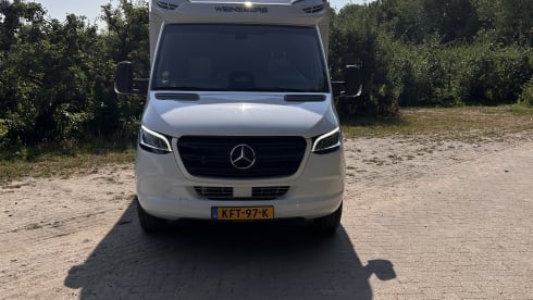 Mooi Mercedes Benz 4 p, van 2025 – Mercedes-Benz semi-intégrée à 4 places à partir de 2025