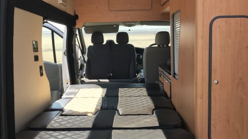 Frank – Frank the campervan