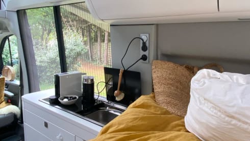 4p Volkswagen bus from 2022