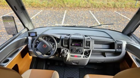 4p Bürstner integral camper from 2009
