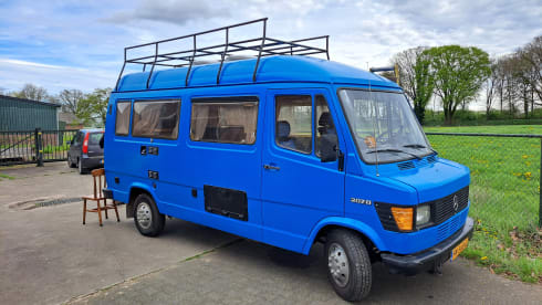 James – James: Mercedes-Benz-Bus von 1979