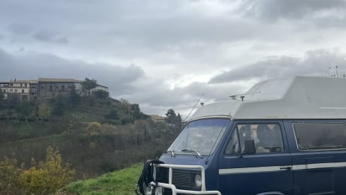 Quatro B – Volkswagen T3 baby blue