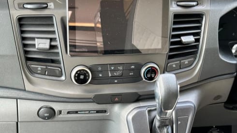 Wee Arria – Brand New 4 Berth Automatic Insurance Inclded