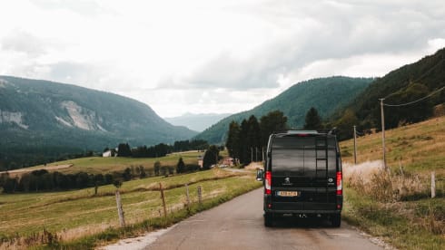 3p Peugeot bus from 2017