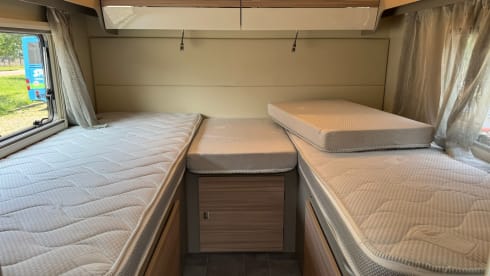 5p Maple alcove from 2022