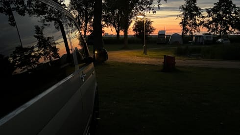 Billy – Our gorgeous twinkling Campervan