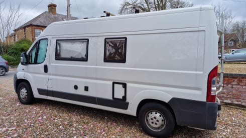 Max – 2/3 berth Fiat Ducato 2010 self contained with H&C water, shower and WC