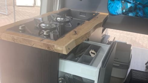 unique, attractive, compact 2-person Volkswagen camper 