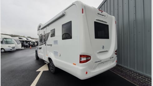 Family adventure  – swift luxury motorhome