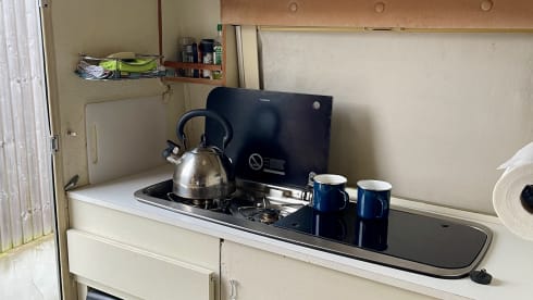 'Pandora' – Off-Grid Motorhome - Petrol & LPG **Fully Comp Insurance Included**