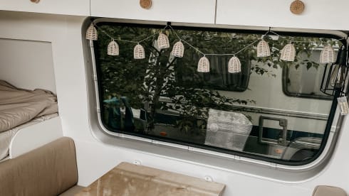 Mercy – Mercedes camper van for 3 persons