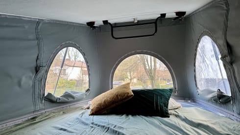 Campervan (2 to 4p) with bicycle rack (Ford Transit Bürstner Copa 500) 