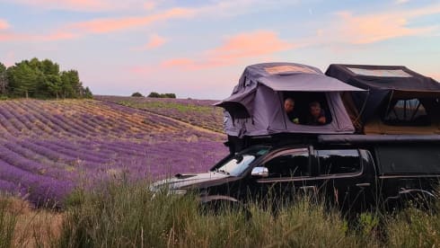 Lizette – Toyota Hilux Overlander