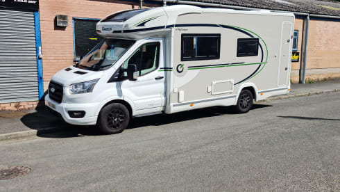 Marjorie  – 5* Ford Chausson 4 birth 6 speed automatic
