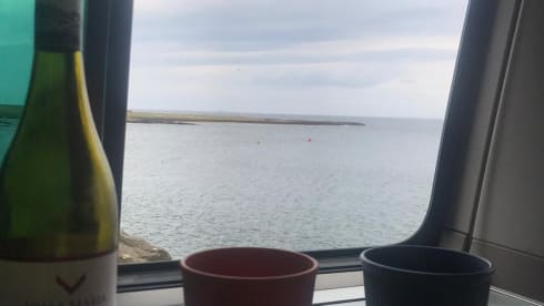 Gandalf the Grey – 4 berth Volkswagen campervan from 2017
