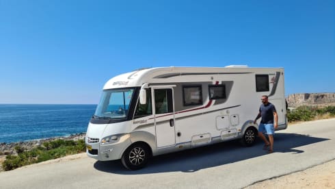 The Bullet II – Luxurious and spacious 4-person Rapido (Automatic) 2025 NEW 