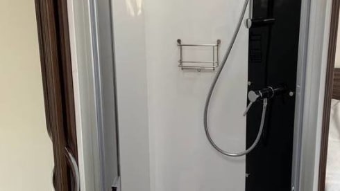 Benimar Cocoon 463 MANUAL 5P - 2022 - WIFI - incl. equipment!