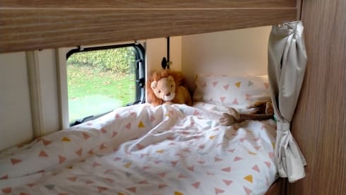 Freedom on wheels! Luxurious spacious motorhome with all amenities