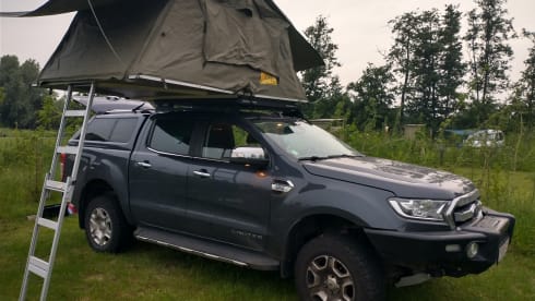 4p Ford rooftop from 2016