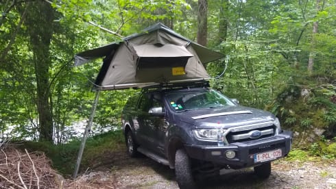 4p Ford rooftop from 2016