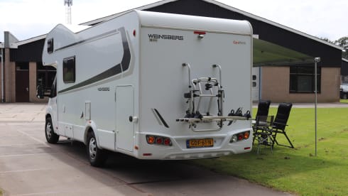 6p Peugeot alcove from 2019