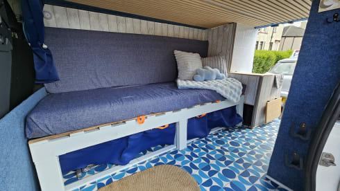 The Cloudy Camper – Vauxhall Vivaro Campervan - Sleeps 2 