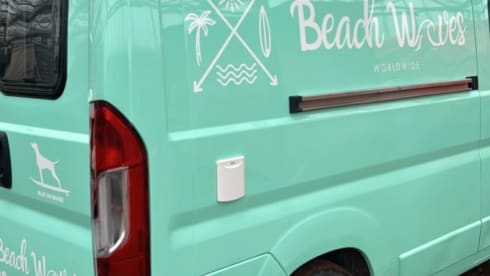 Beachwaves – Beachwaves, where the road meets the sea! 