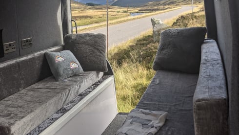 Vinny – Mercedes Sprinter mwb Hochdach