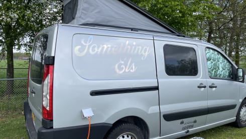 SomethingEls – 2-Sitzer Citroën-Bus aus dem Jahr 2013