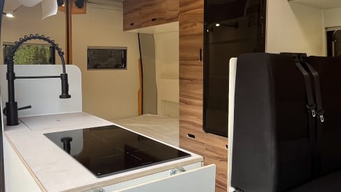 Bus Renault 4 places de 2020