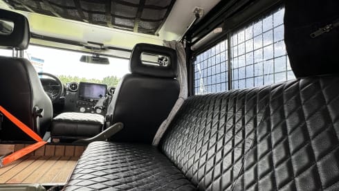 Silver Bullet Defender – 2p Land Rover bus from 2012