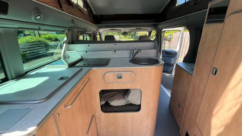 Achterkamp – Ford Nugget Camper
