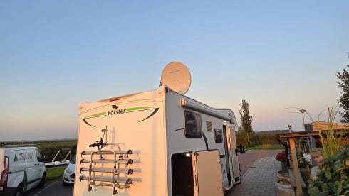 Forster A699 EB – Eura Mobil Alcove Off Grid family camper 