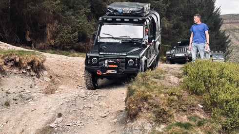 2p Land Rover rooftop from 2001