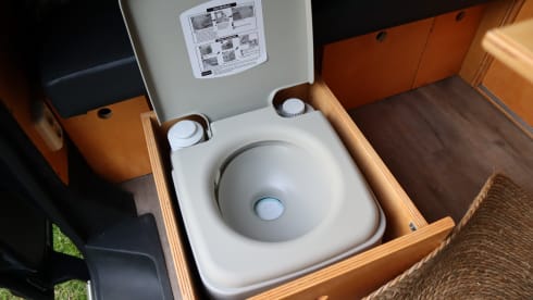 Volkswagen t5 campervan 