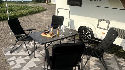 Bürstner Ixeo Time – 4p Bürstner semi-integrated from 2015