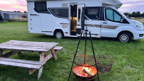 Benimar Cocoon 463 MANUAL 5P - 2022 - WIFI - incl. equipment!
