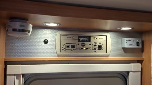 De Vrijbuiter – 2p Bürstner halbintegriert ab 2011