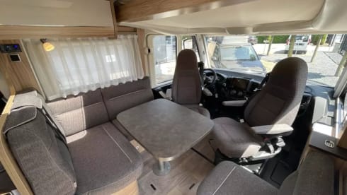 4p Hymer integrated from 2023