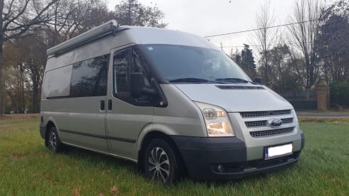 Vanny – 2p Ford campervan uit 2013